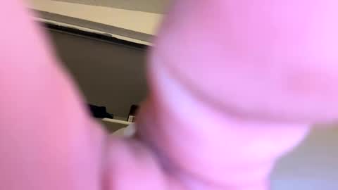 Snapshot of mrfrankfuckforfree chatting on 01/15/25, 09:02 mrfrankfuckforfree online show from 01/15/25, 09:02
