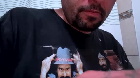 Snapshot of mrfrankfuckforfree chatting on 02/14/25, 06:45 mrfrankfuckforfree online show from 02/14/25, 06:45