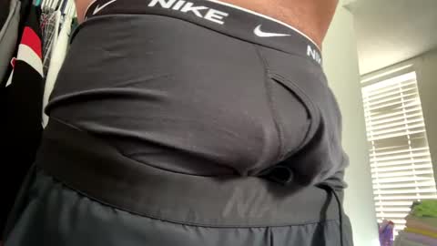 Snapshot of mrfrankfuckforfree chatting on 09/20/25, 02:51 mrfrankfuckforfree online show from 09/20/25, 02:51