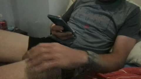 Snapshot of mrgray11xxx chatting on 10/15/25, 04:23 mrgray11xxx aussie online show from 10/15/25, 04:23