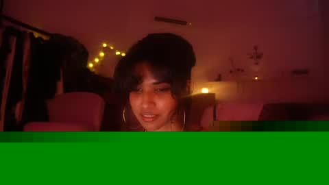 Snapshot of mriea_ chatting on 09/18/25, 04:03 mriea_ online show from 09/18/25, 04:03