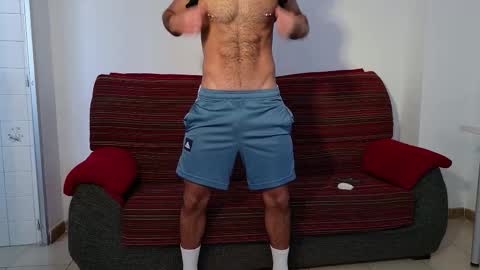 Juan online show from 10/21/25, 04:41