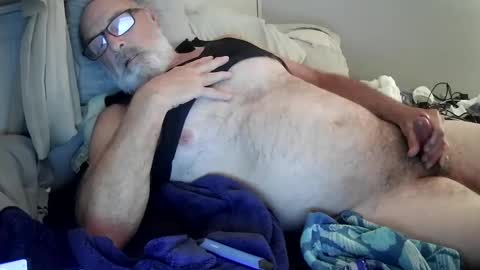 Snapshot of mrjames59 chatting on 09/11/25, 04:56 mrjames59 online show from 09/11/25, 04:56