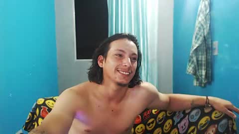 Snapshot of mrkingsaintx chatting on 07/15/26, 01:00 DEIVI online show from 07/15/26, 01:00