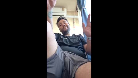 Snapshot of mrlilnice chatting on 01/11/26, 12:32 mrlilnice online show from 01/11/26, 12:32