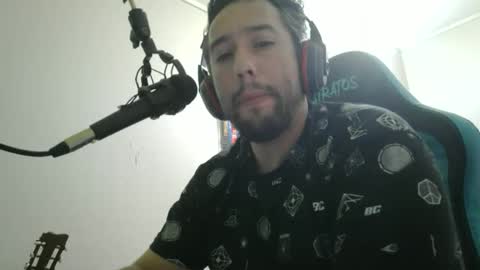 Snapshot of mrlilnice chatting on 03/08/26, 03:54 mrlilnice online show from 03/08/26, 03:54