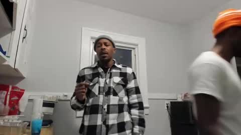 mromg007 online show from 12/11/24, 10:38