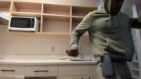 mromg007 online show from 10/24/25, 11:39