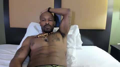 mromg007 online show from 11/26/25, 03:40