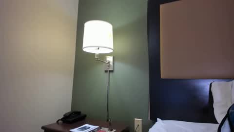 mromg007 online show from 12/15/25, 02:54