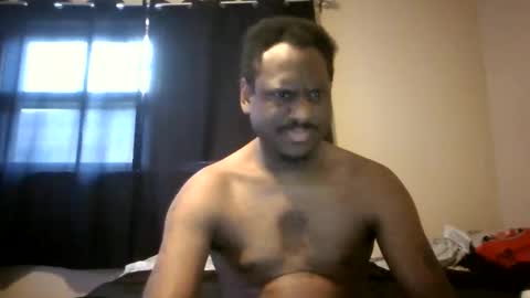 Snapshot of mroutla chatting on 05/13/26, 01:19 shaun online show from 05/13/26, 01:19