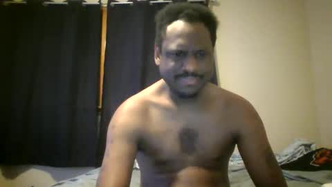 Snapshot of mroutla chatting on 05/21/26, 05:14 shaun online show from 05/21/26, 05:14