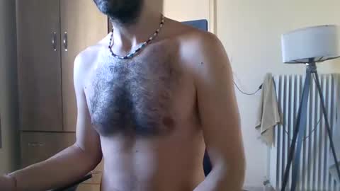 Snapshot of mrralph__90 chatting on 05/27/26, 06:43 Mrralph online show from 05/27/26, 06:43