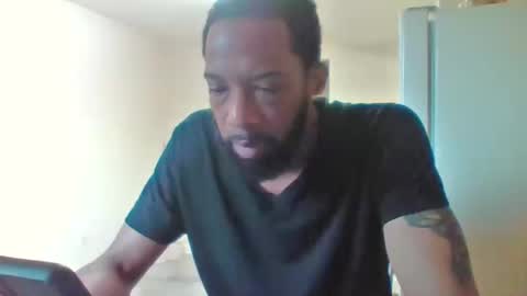 Snapshot of mrreefyreef chatting on 09/17/25, 08:10 Zaddylongstroke online show from 09/17/25, 08:10