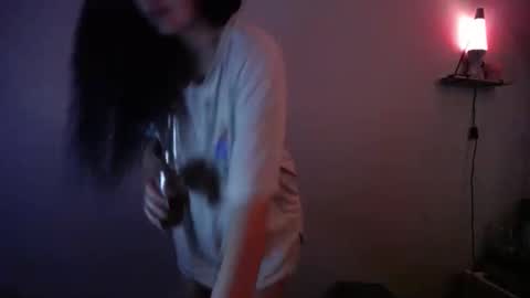 Snapshot of mrs_and_his_kitten chatting on 12/30/24, 12:09 mrs_and_his_kitten online show from 12/30/24, 12:09