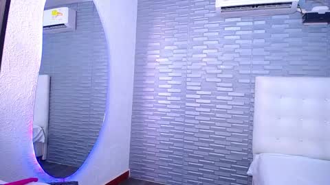 mrs_buttocks online show from 02/22/25, 07:58