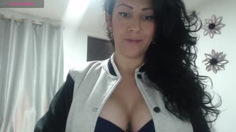 Snapshot of mrs_deborah chatting on 01/05/25, 11:59 mrs_deborah online show from 01/05/25, 11:59