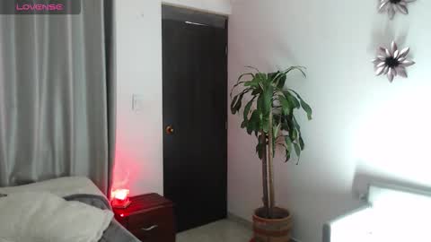 Snapshot of mrs_deborah chatting on 09/12/25, 09:04 mrs_deborah online show from 09/12/25, 09:04