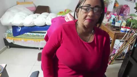 mrs_mommy online show from 10/01/25, 09:43