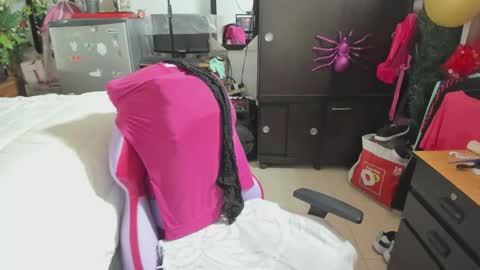 mrs_mommy online show from 11/24/25, 10:42