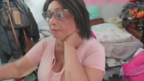 mrs_mommy online show from 06/01/26, 05:58