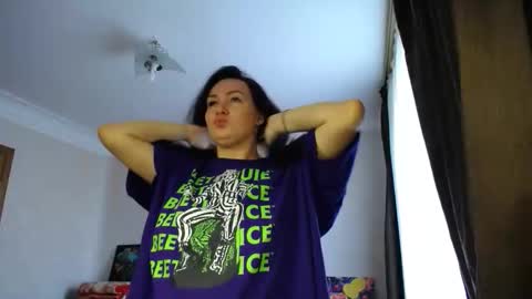 Snapshot of mrs_smith__ chatting on 03/29/26, 09:53 mrs_smith__ online show from 03/29/26, 09:53