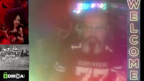 Snapshot of mrscorpionviking chatting on 10/26/25, 02:39 moderador de salasmoderator of rooms online show from 10/26/25, 02:39