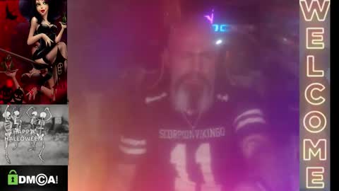 Snapshot of mrscorpionviking chatting on 10/27/25, 10:36 moderador de salasmoderator of rooms online show from 10/27/25, 10:36