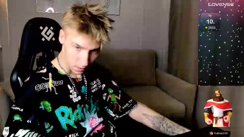 Snapshot of mrsexycum4u chatting on 10/26/25, 11:16 Adam online show from 10/26/25, 11:16