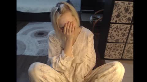 Sasha online show from 11/24/25, 07:02