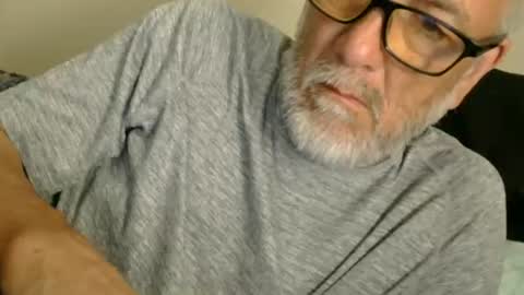 Snapshot of mrtease5 chatting on 07/14/26, 03:55 mrtease5 online show from 07/14/26, 03:55