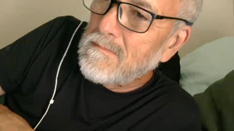 Snapshot of mrtease5 chatting on 07/28/26, 04:30 mrtease5 online show from 07/28/26, 04:30
