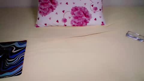 Snapshot of mrygl chatting on 02/21/26, 06:31 TransBeauty online show from 02/21/26, 06:31