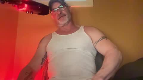 Snapshot of mryorkxxx chatting on 03/23/26, 10:36 Mr. York online show from 03/23/26, 10:36