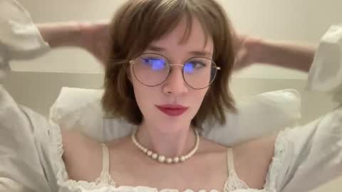 Snapshot of ms_christiana chatting on 05/14/26, 08:15 ms_christiana online show from 05/14/26, 08:15