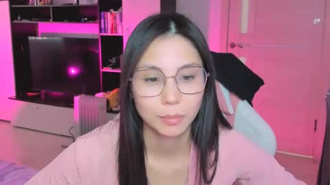 ms_emily_ online show from 04/11/26, 09:46