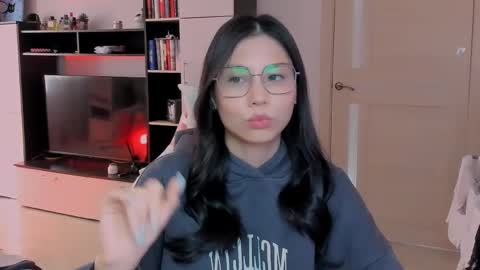 Snapshot of ms_emily_ chatting on 04/23/26, 12:29 ms_emily_ online show from 04/23/26, 12:29