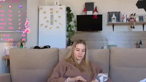 Ms ForYOU online show from 01/22/25, 06:52