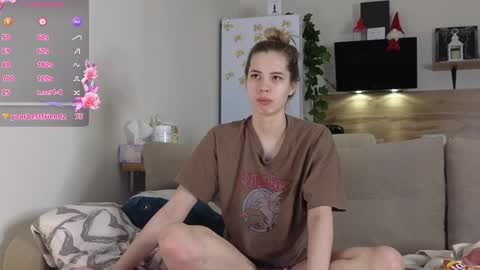Ms ForYOU online show from 01/31/25, 04:03