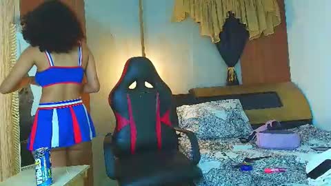 Snapshot of ms_leydi chatting on 06/25/26, 03:17 ms_leydi online show from 06/25/26, 03:17