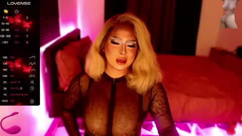Samantha online show from 04/19/26, 03:39