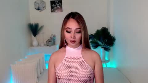 Evon online show from 09/18/25, 04:03