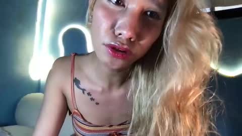 ms_maureenx69x online show from 03/27/26, 07:36