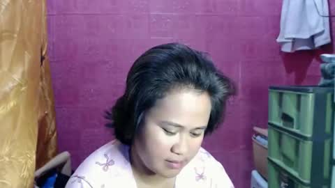 Nathalie online show from 04/12/26, 04:50