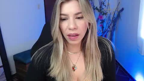 Sofia online show from 10/29/25, 03:36