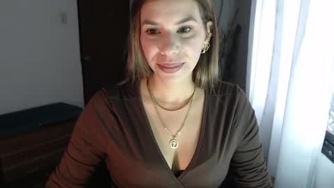Snapshot of ms_sofiax chatting on 05/21/26, 05:09 Sofia online show from 05/21/26, 05:09