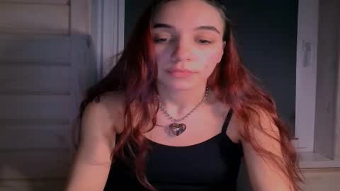 Snapshot of ms_sophiee chatting on 03/05/25, 08:32 ms_sophiee online show from 03/05/25, 08:32