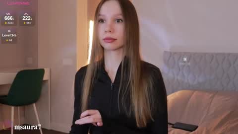 Snapshot of msaura chatting on 10/09/25, 05:16 Svetlana  online show from 10/09/25, 05:16