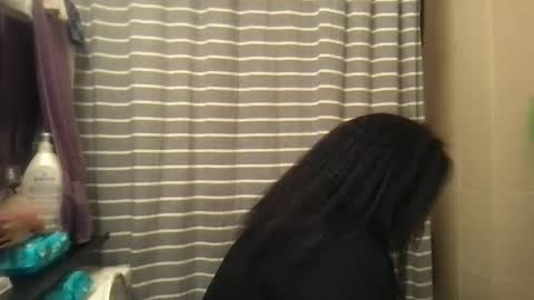 Snapshot of msjonemillion chatting on 01/19/25, 03:08 Chocolate Candy Stick online show from 01/19/25, 03:08