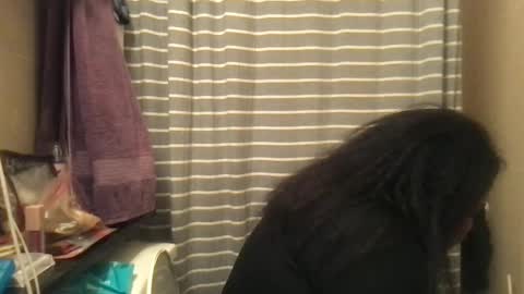 Snapshot of msjonemillion chatting on 02/12/25, 05:15 Chocolate Candy Stick online show from 02/12/25, 05:15